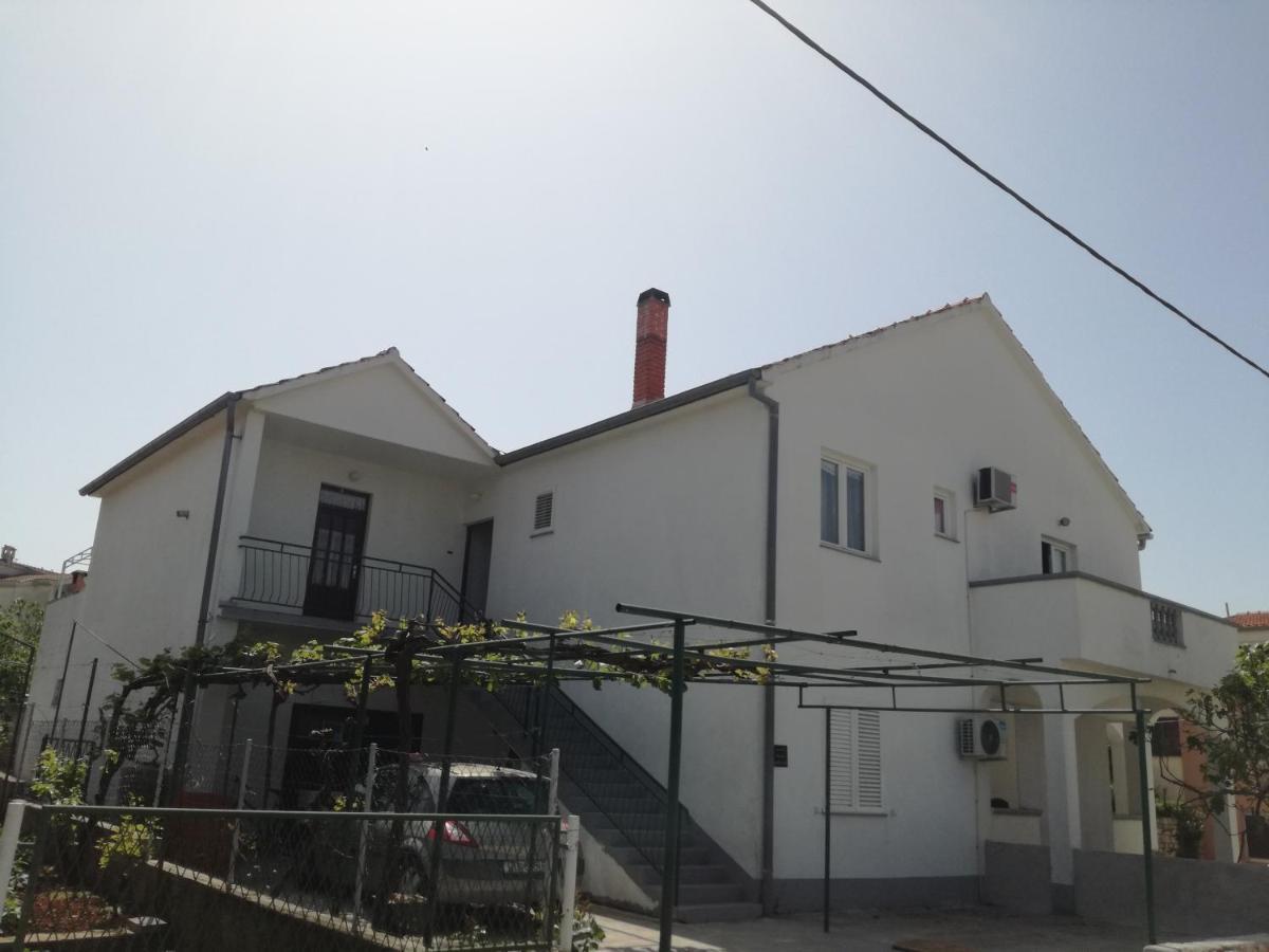 Apartmani Lukacic Weißenburg Exterior foto