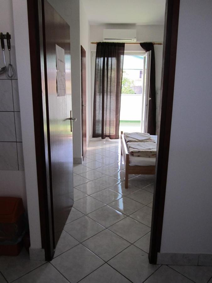 Apartmani Lukacic Weißenburg Exterior foto