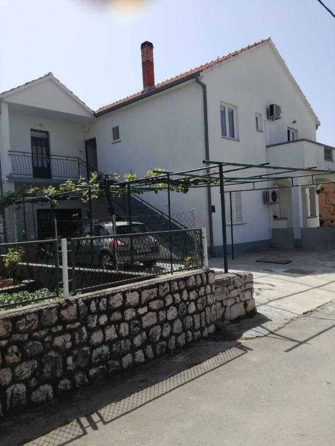 Apartmani Lukacic Weißenburg Exterior foto